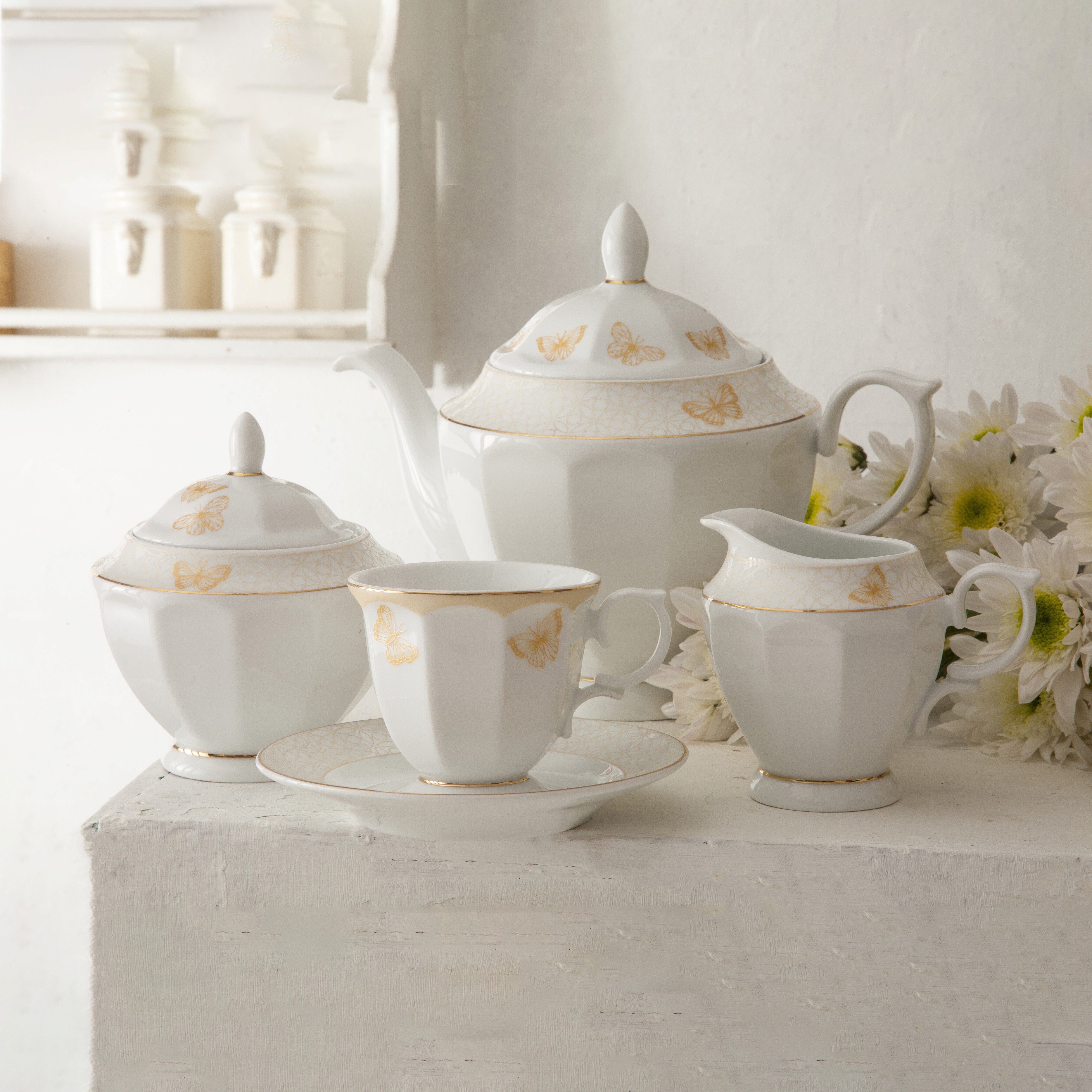Hurrand Gold Neo Classic 6 Person Tea Set