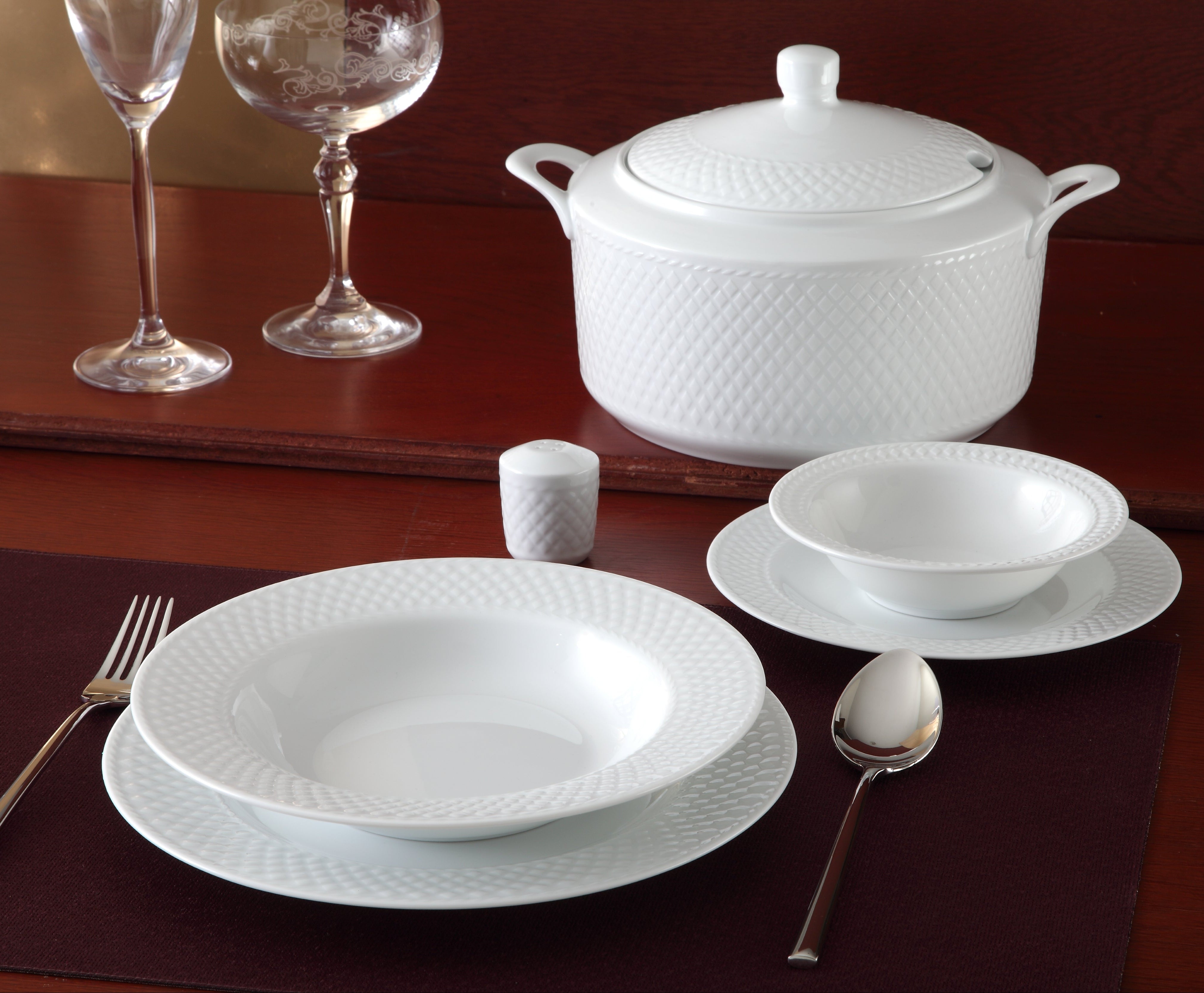 White Radiance 6 Person Dinner Set
