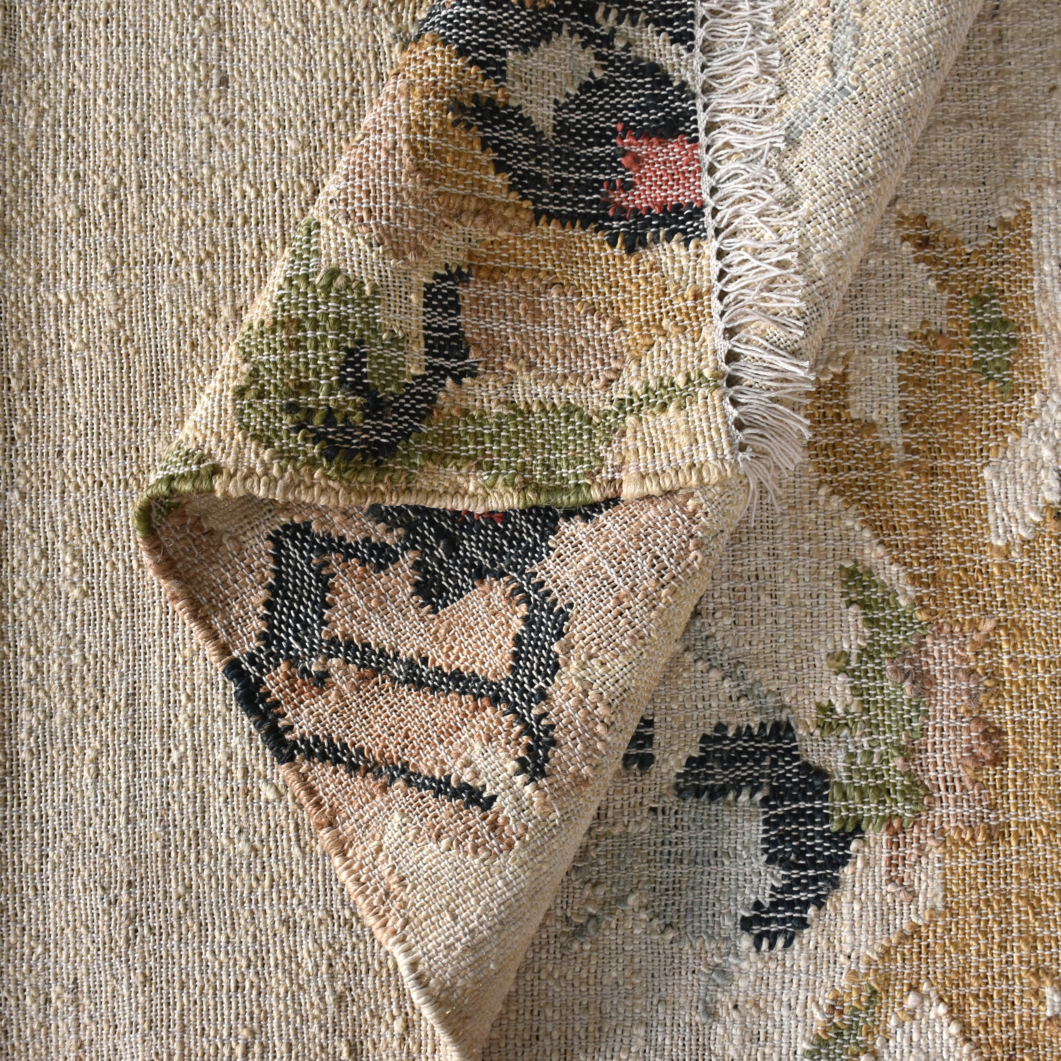 Manipari Jute Rug