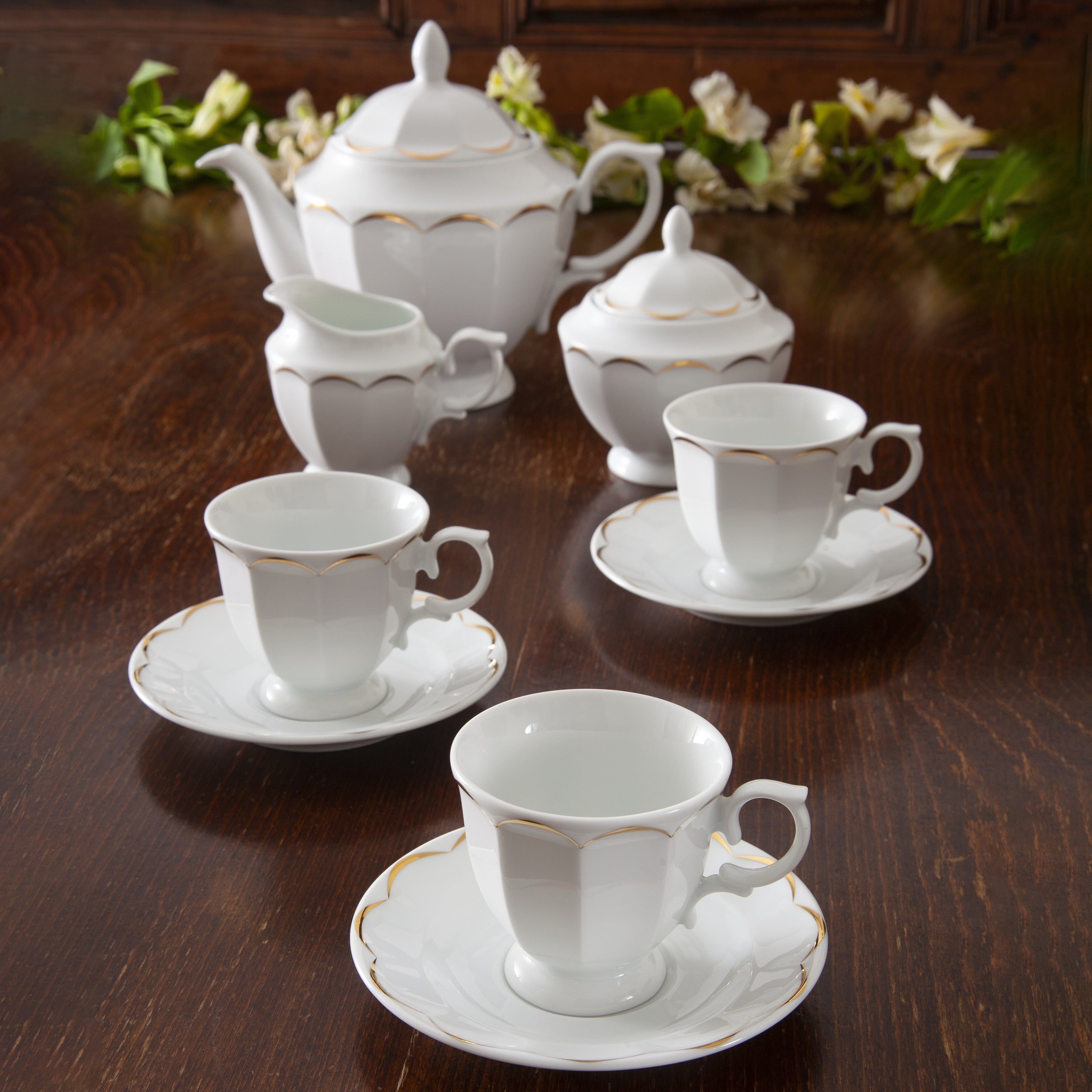 Narciss Gold 6 Person Tea Set