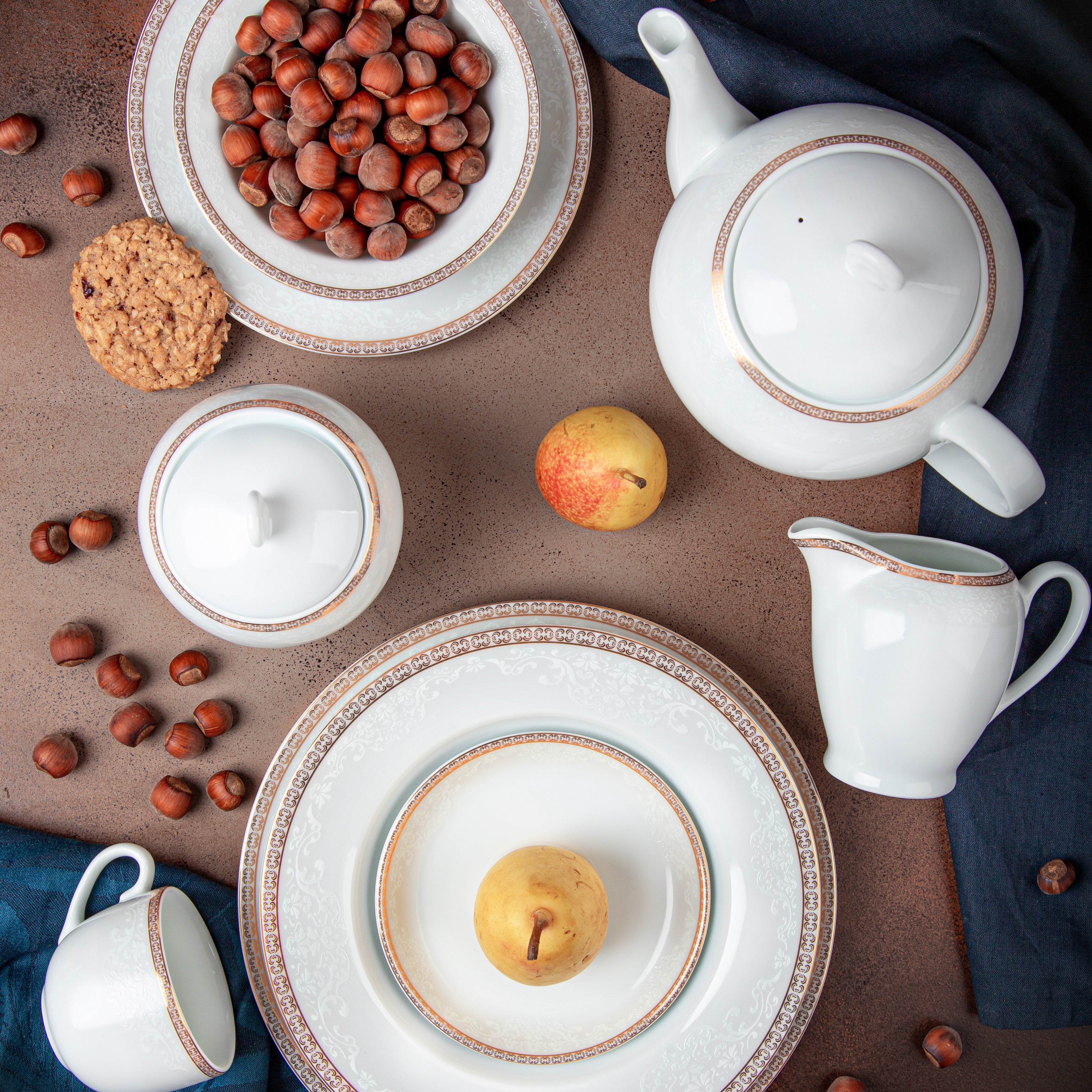 Riva Gold Italia F 6 Person Tea Set