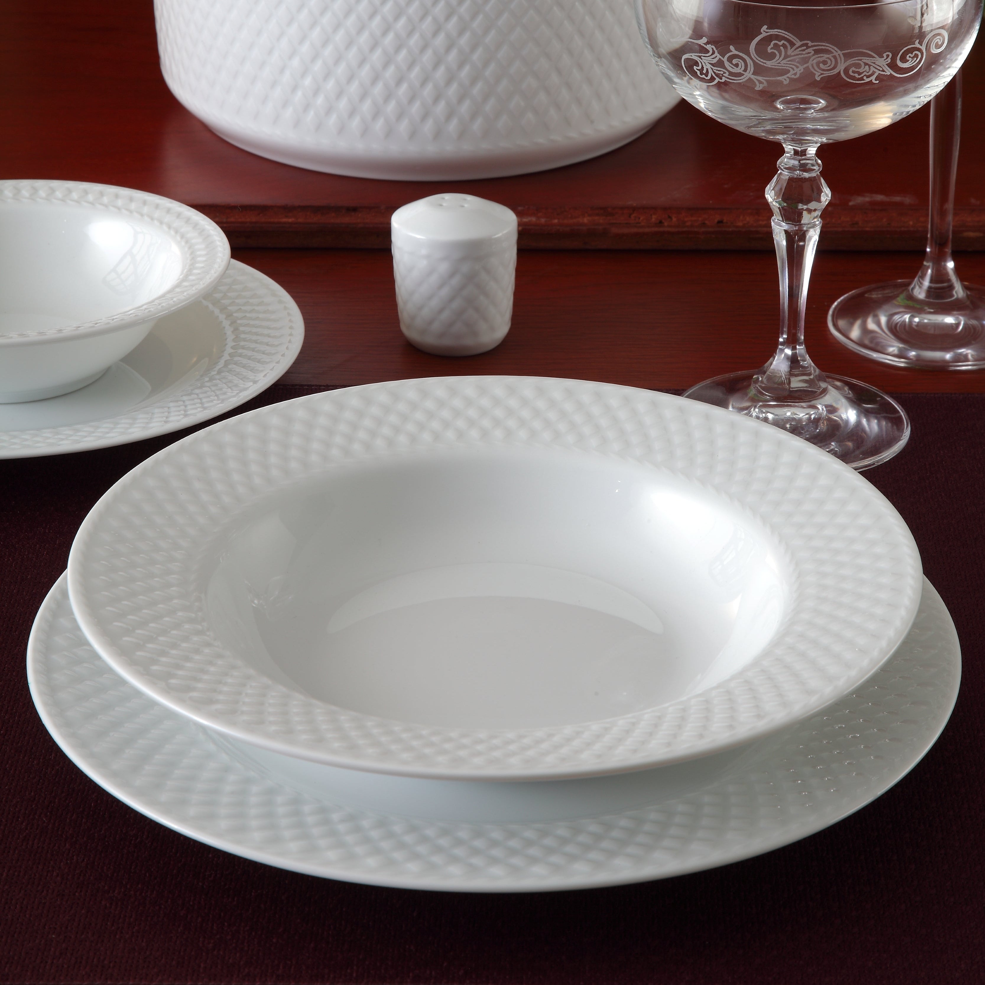 White Radiance 6 Person Dinner Set