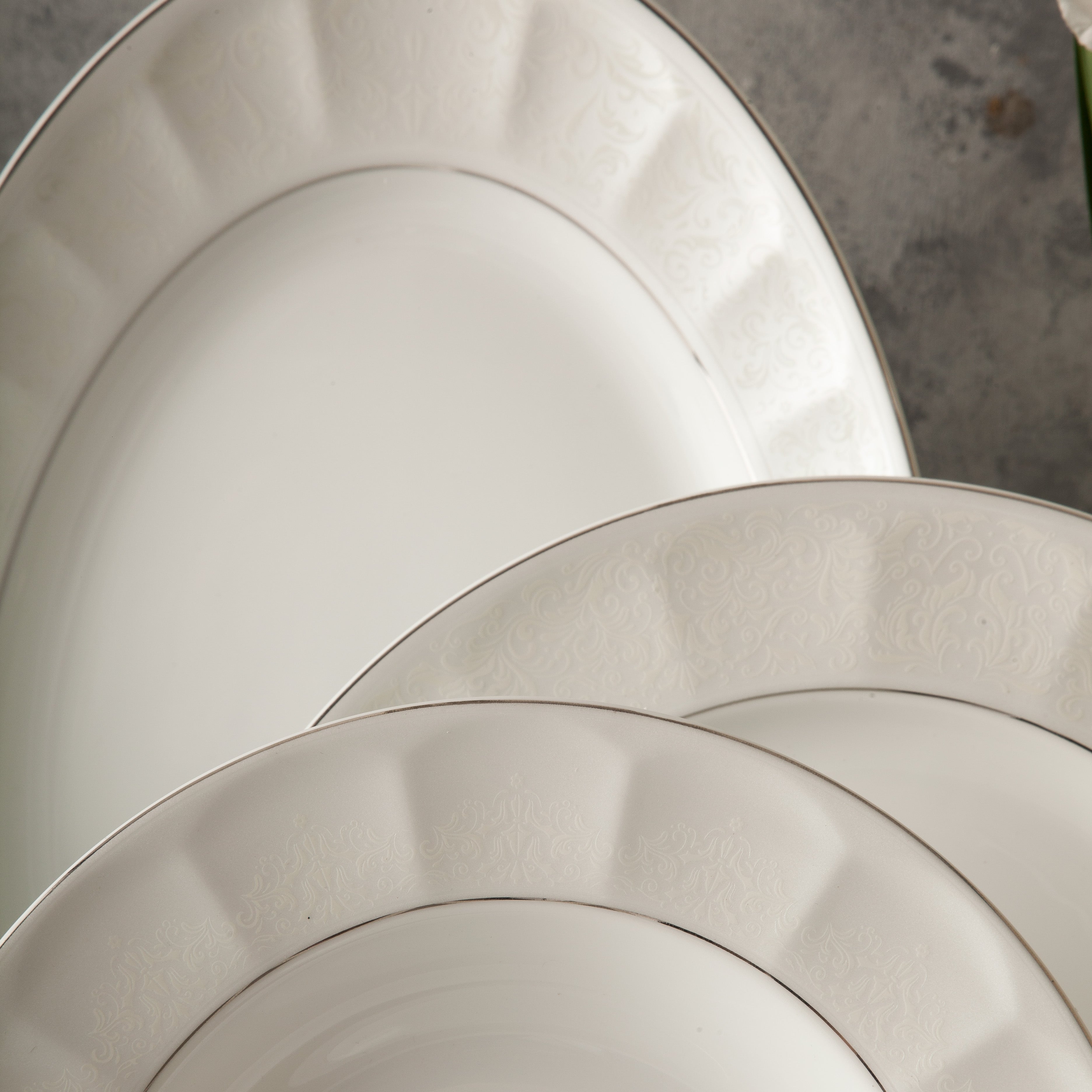Delsa Neo Classic 6 Person Dinner Set
