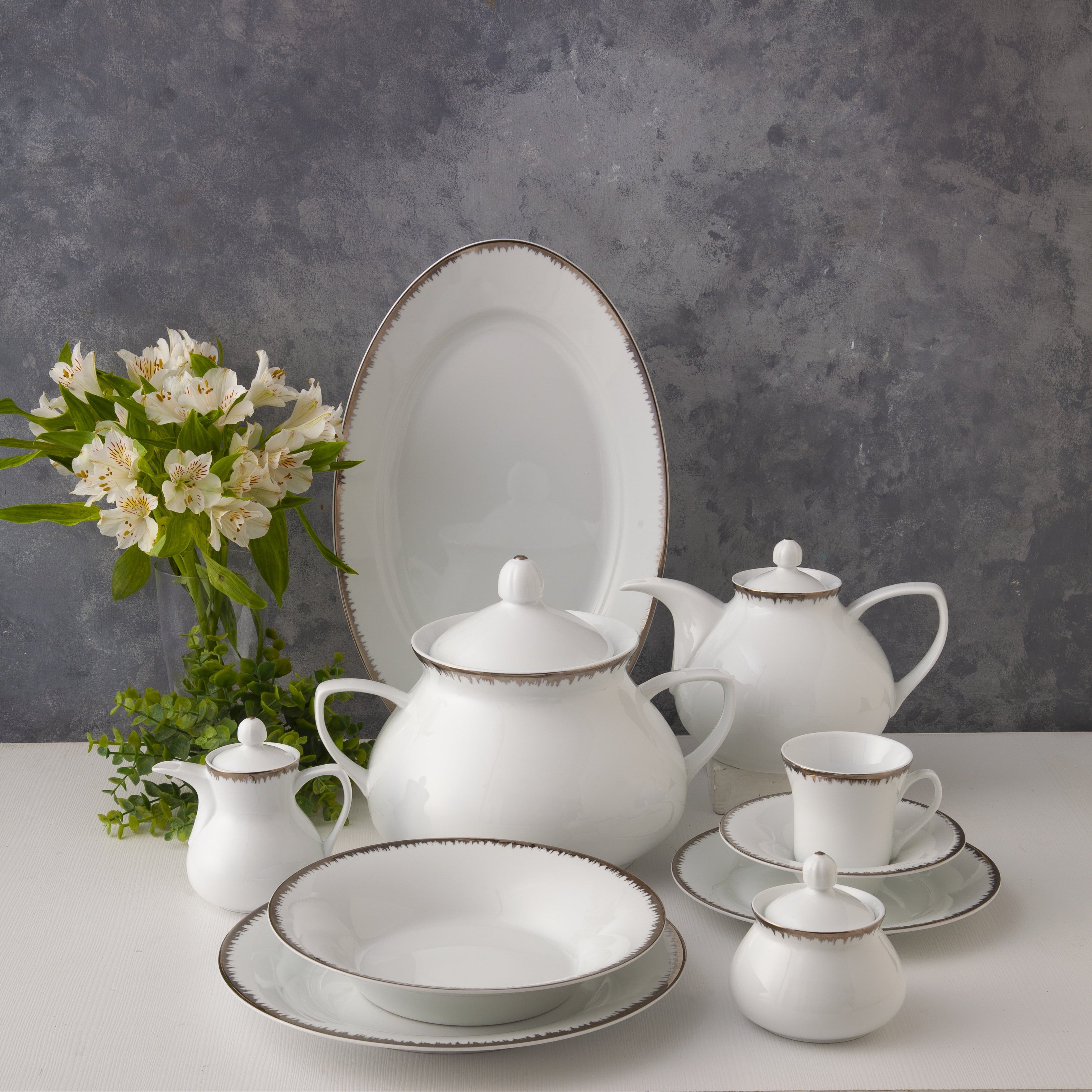Royal Platinum Shahrzad 12 Person Full Set